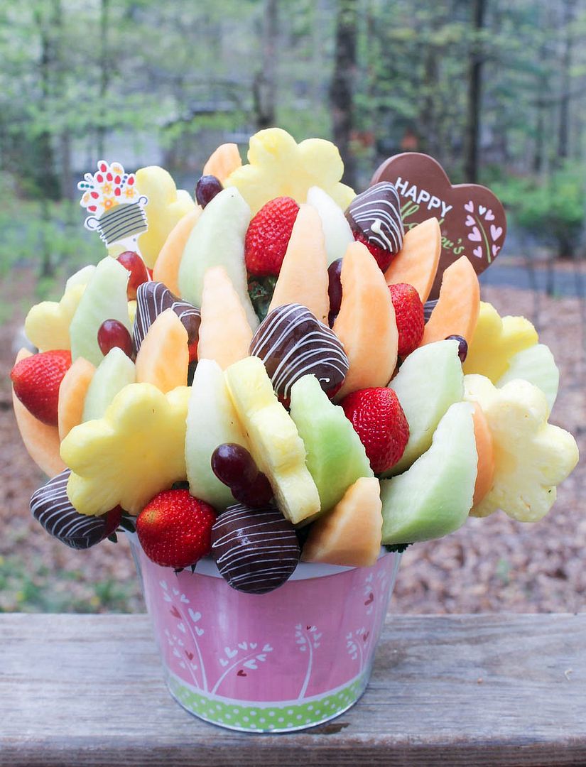 5 Reasons Why Edible Arrangements Mother’s Day Swizzle Bouquet Is the